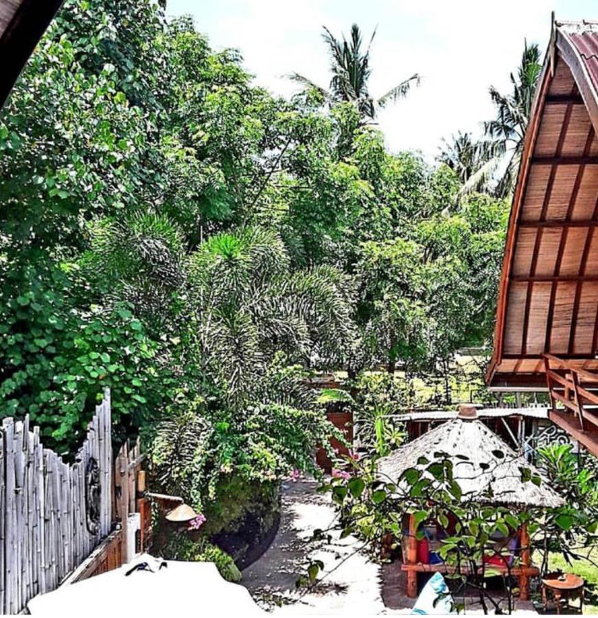 Gili T Sugar Shack Hotel Gili Trawangan Exterior photo